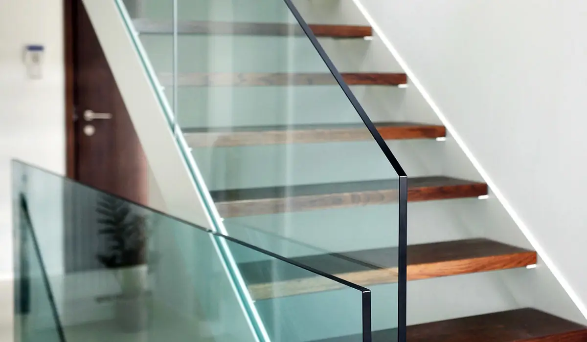 Service Residential Glass Balustrades